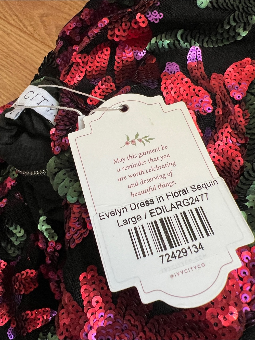 Ivy City Co Sequin Floral Evelyn Dress Large New With Tags - Picture 5 of 5